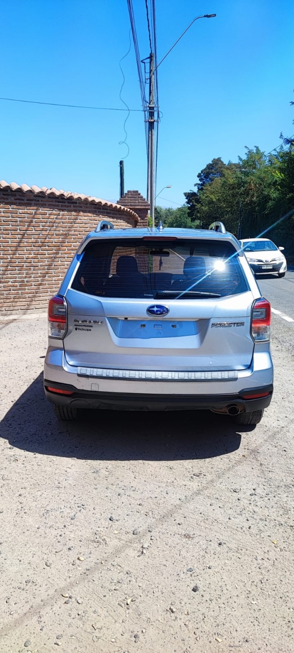 SUBARU FORESTER AWD CVT 2.0 Dynamic 4x4 - Imagen 6