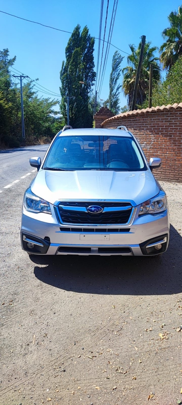 SUBARU FORESTER AWD CVT 2.0 Dynamic 4x4 - Imagen 2
